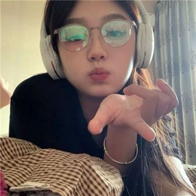 萤光幕后